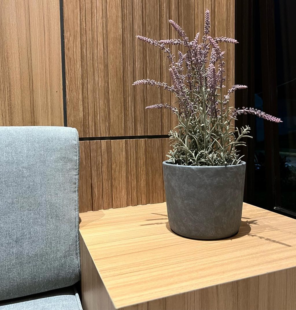 Instagram post from vienterior. This post is in position 1.